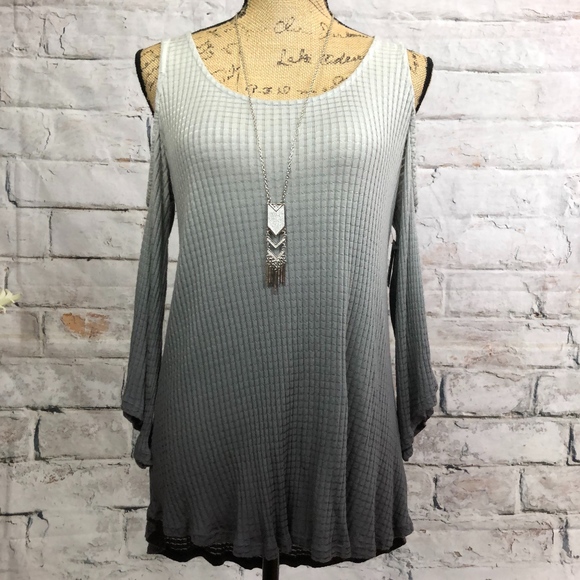 Mono B Tops - HP! Mono B Ombre Cold Shoulder Bell Sleeve Tunic